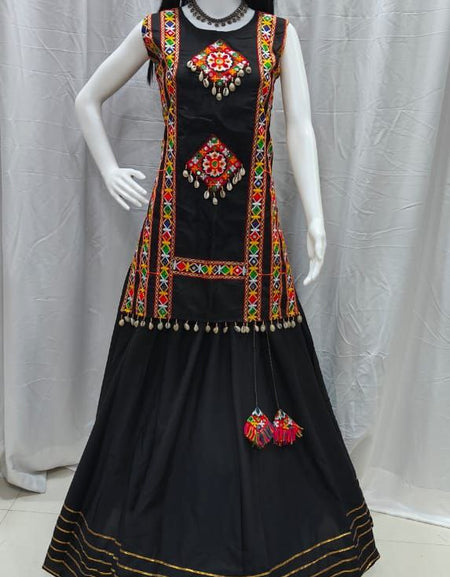 Navratri Garba Embroidery Mirror Work Women Lehenga Choli mahezon