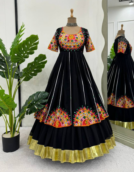 Navratri Garba Embroidery Black Women Lehenga Blouse mahezon