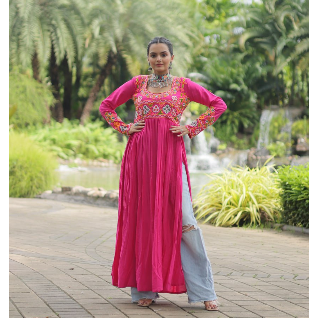 garba dress pink Gamthi Work Blue and pink Garba Choli Set
