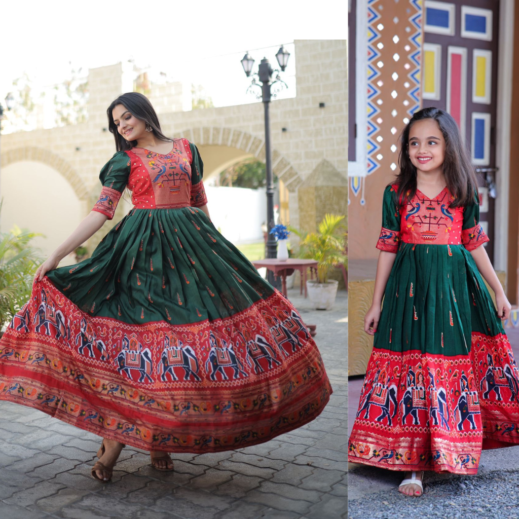 mom and daughter long frocks