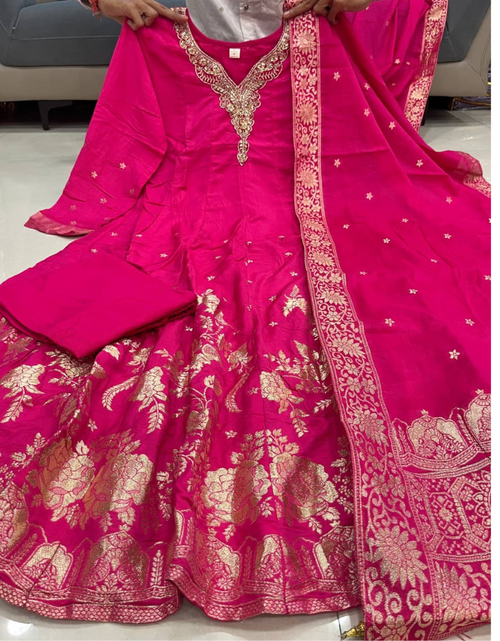 Load image into Gallery viewer, Festive Anarkali Women’s Kurti Pant Dupatta Suit mahezon
