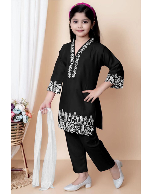 Load image into Gallery viewer, Designer Kids Girls Kurta Pant Dupatta Set mahezon
