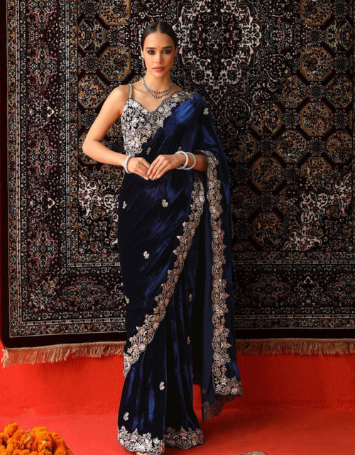 Load image into Gallery viewer, Winter Designer Velvet Women Saree mahezon
