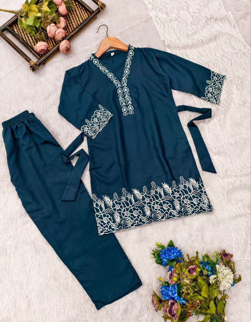 Load image into Gallery viewer, Designer Kids Girls Kurta Pant Dupatta Set mahezon
