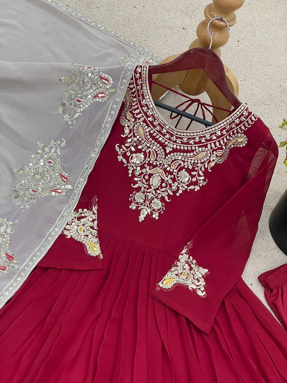 Designer Wedding Party Women’s Gown Dupatta Set mahezon