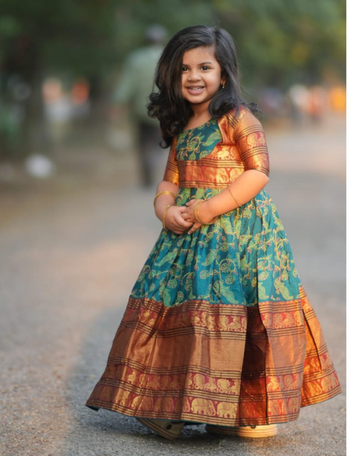 Load image into Gallery viewer, Ethnic Kids Narayan Peth Cotton Gown mahezon
