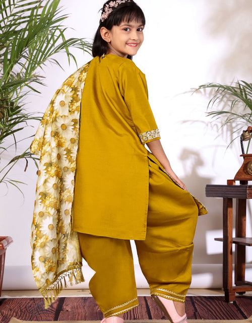 Load image into Gallery viewer, Designer Kid Girls Kurta Pant Dupatta Set mahezon
