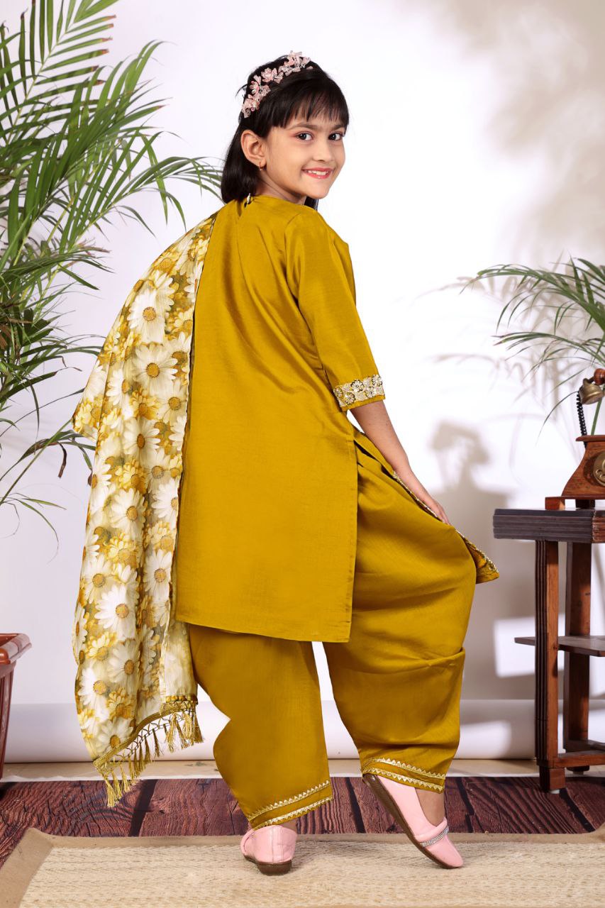 Designer Kid Girls Kurta Pant Dupatta Set mahezon