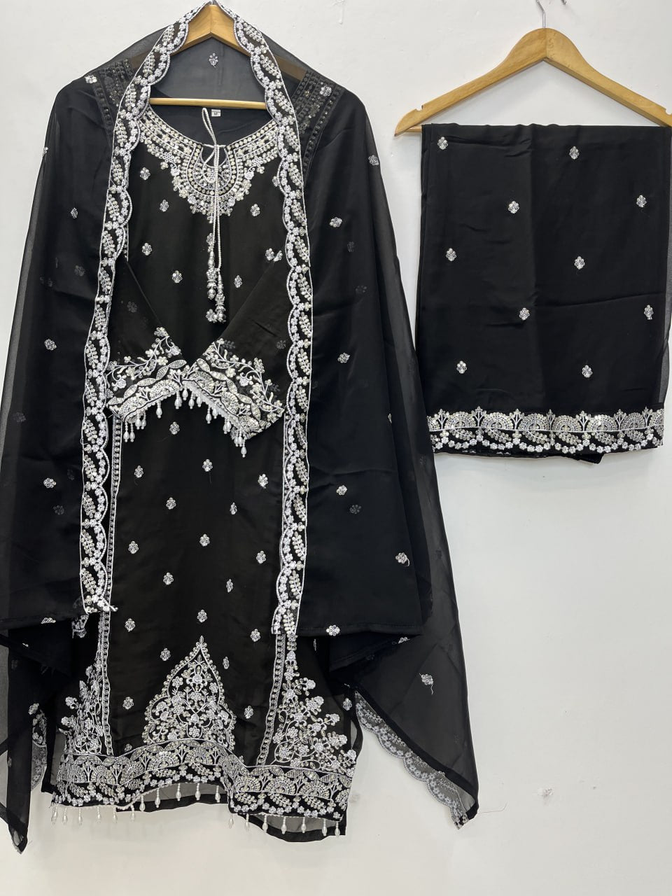 Festive Women Top Palazzo Dupatta Suit mahezon