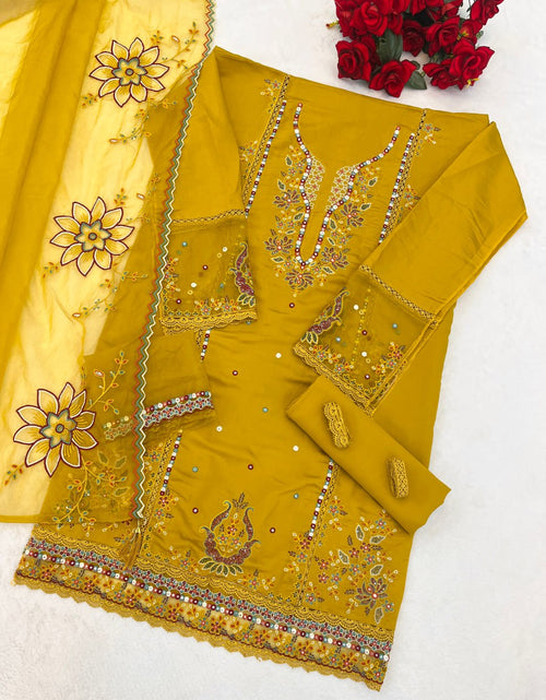 Load image into Gallery viewer, Festive Designer Women Kurta Pant Dupatta Set mahezon
