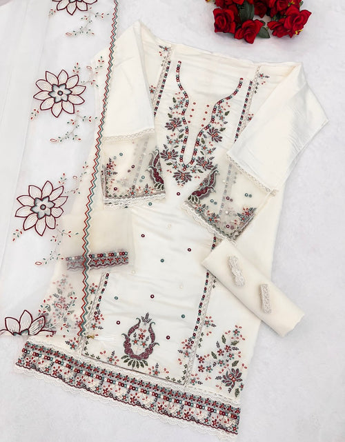 Load image into Gallery viewer, Festive Designer Women Kurta Pant Dupatta Set mahezon
