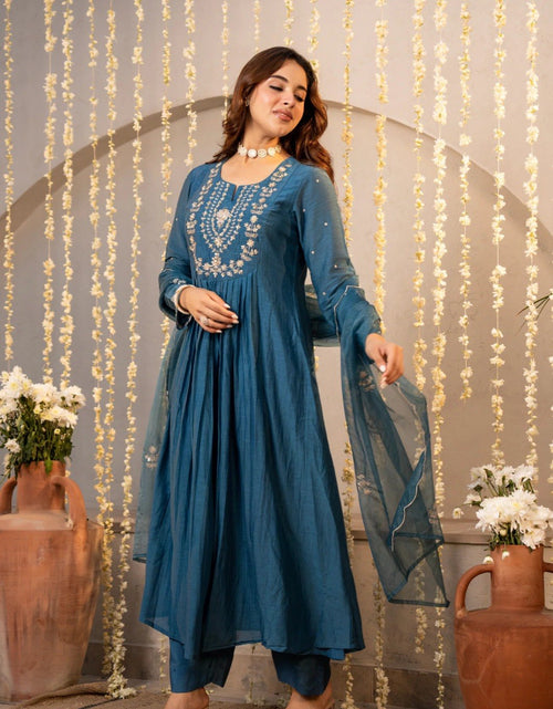 Load image into Gallery viewer, Festive Embroidery Chanderi Silk Women Kurti Pant with Dupatta Set (Copy) mahezon
