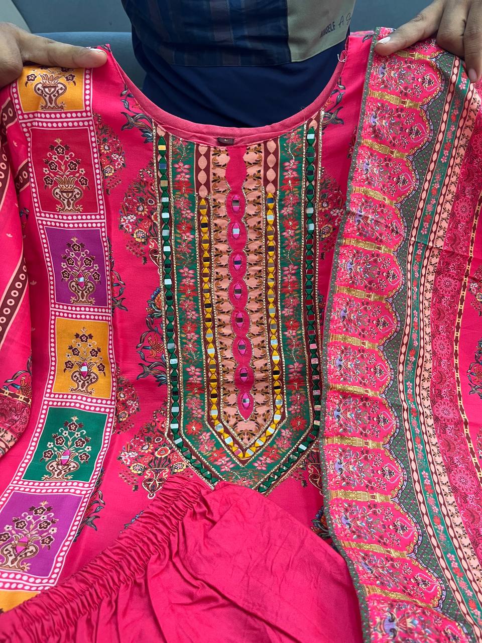 Festive Floral Pink Women’s Kurti Pent Dupatta Set mahezon