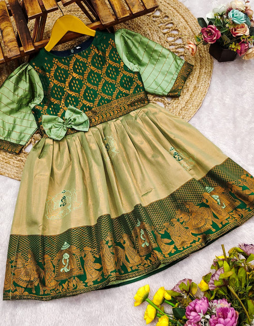 Load image into Gallery viewer, Festive Kids Girls Gowns
