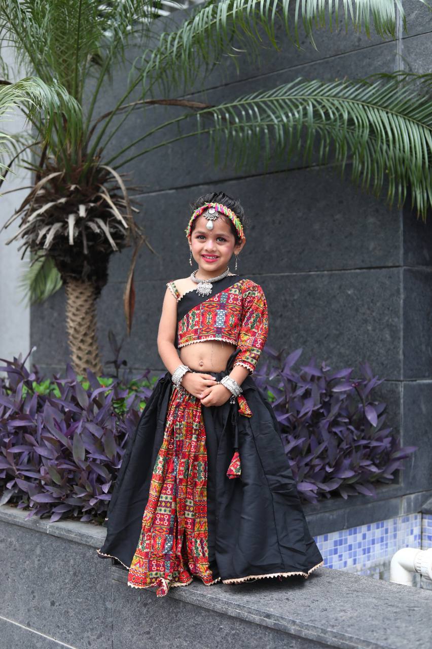 Navratri Garba Kids Girls Black Lehenga Blouse mahezon