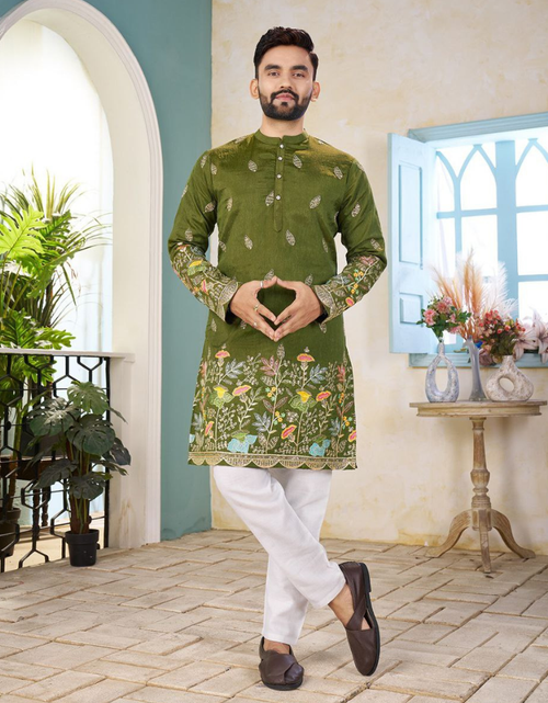Load image into Gallery viewer, Crunchy Silk Festive Indian Premium Men Kurta mahezon

