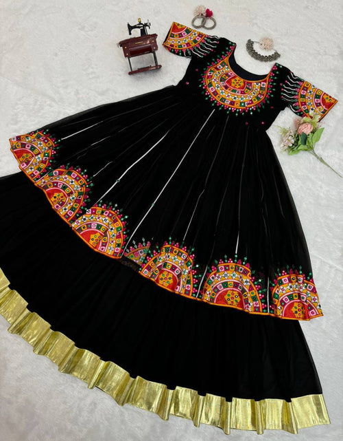 Load image into Gallery viewer, Navratri Garba Embroidery Black Women Lehenga Blouse mahezon
