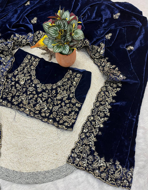 Load image into Gallery viewer, Winter Designer Velvet Women Saree mahezon
