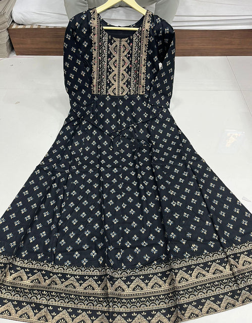 Load image into Gallery viewer, Beautiful Women Black Ethnic Gown mahezon
