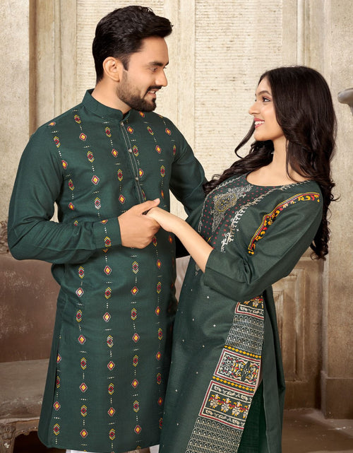 Load image into Gallery viewer, Beautiful Men&#39;s and Women&#39;s Green Pure Cotton Same Matching Couple wear Dress mahezon
