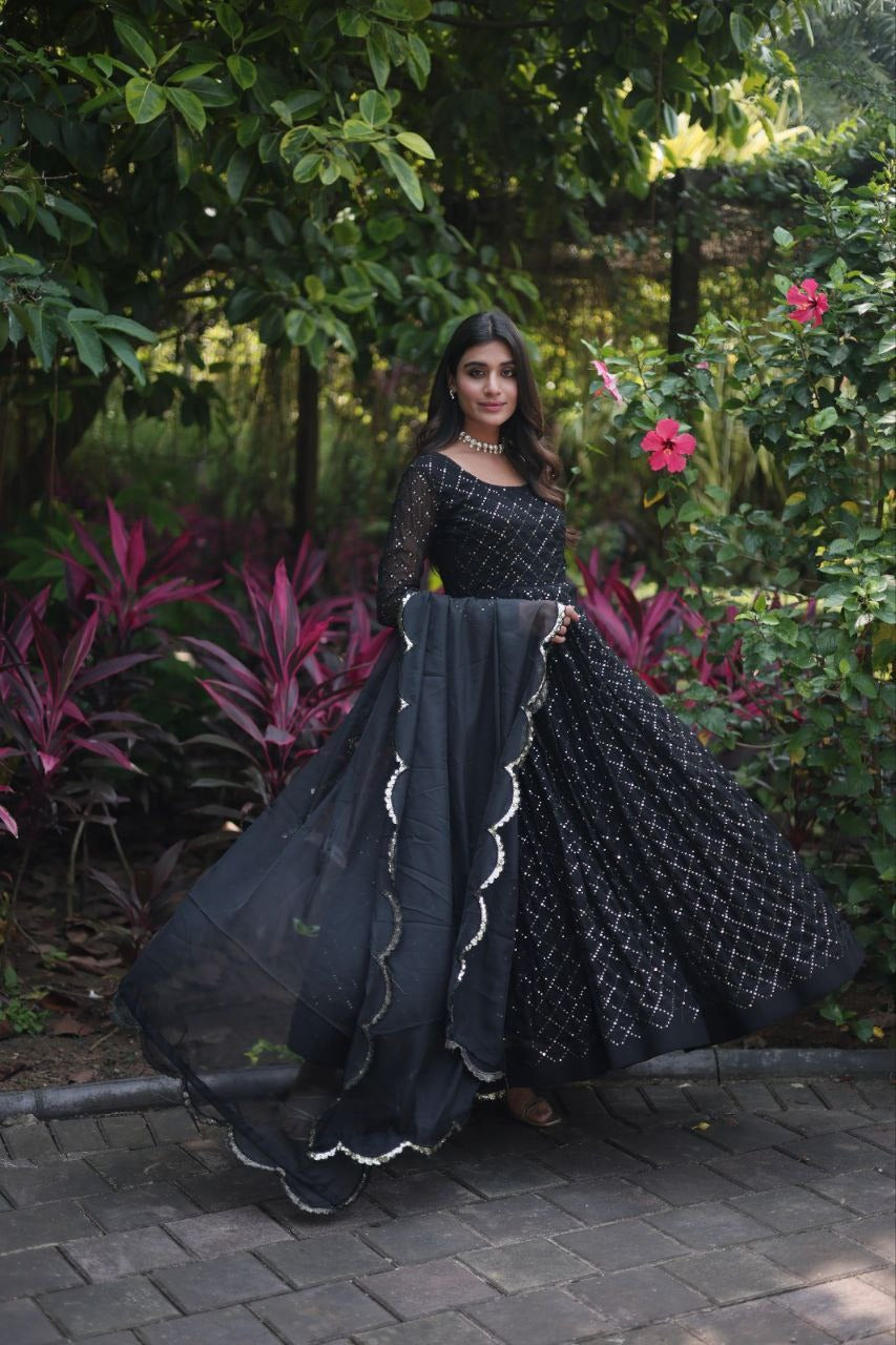 Women's Designer Gown with Dupatta mahezon