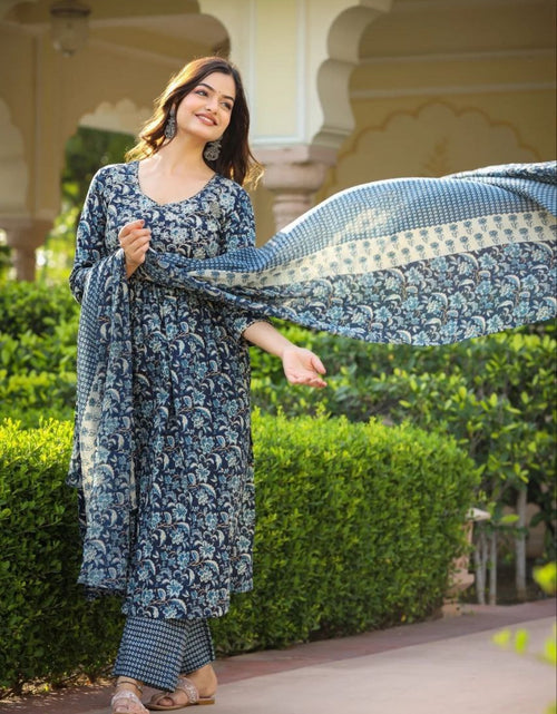 Load image into Gallery viewer, Women&#39;s Embroidery Blue Kurti Pant set with Dupatta mahezon
