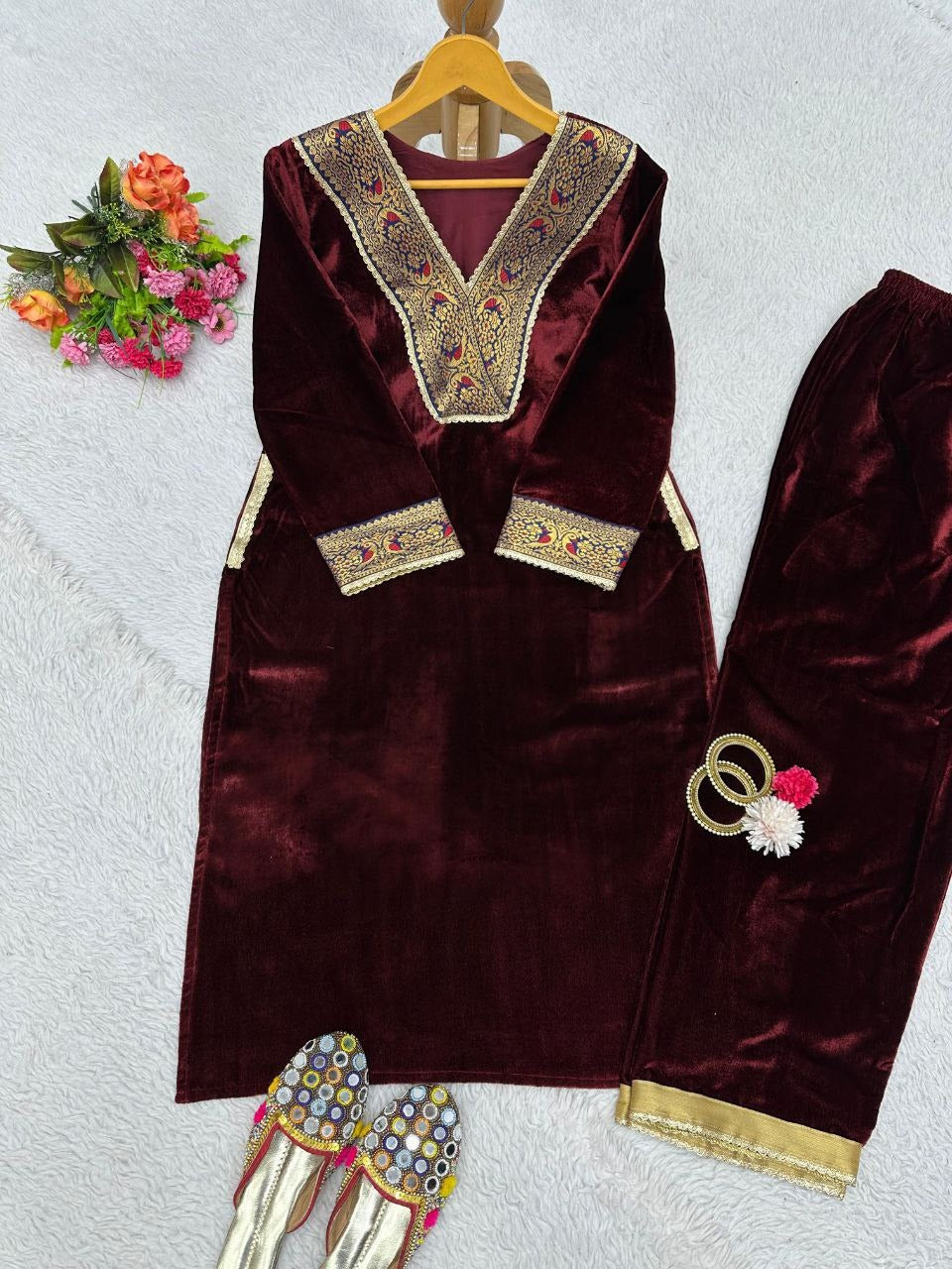 Women's Fancy Velvet Kurta Pant Suit mahezon