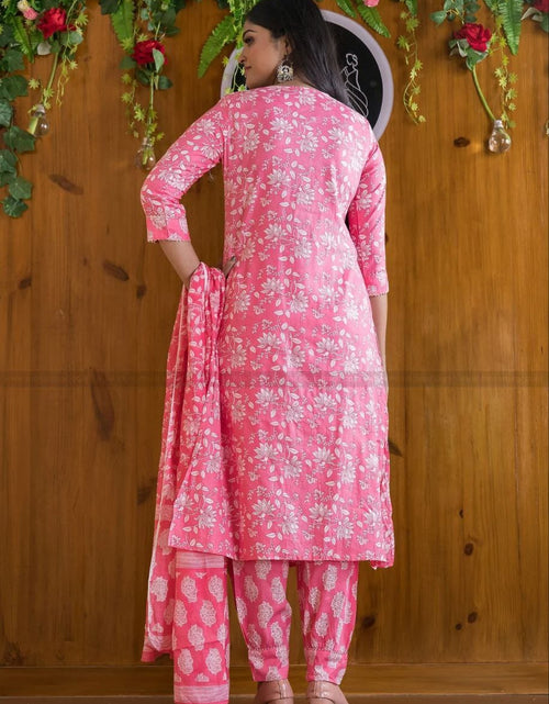 Load image into Gallery viewer, Women&#39;s Pure Cotton Pink Kurti Pant set with Dupatta mahezon
