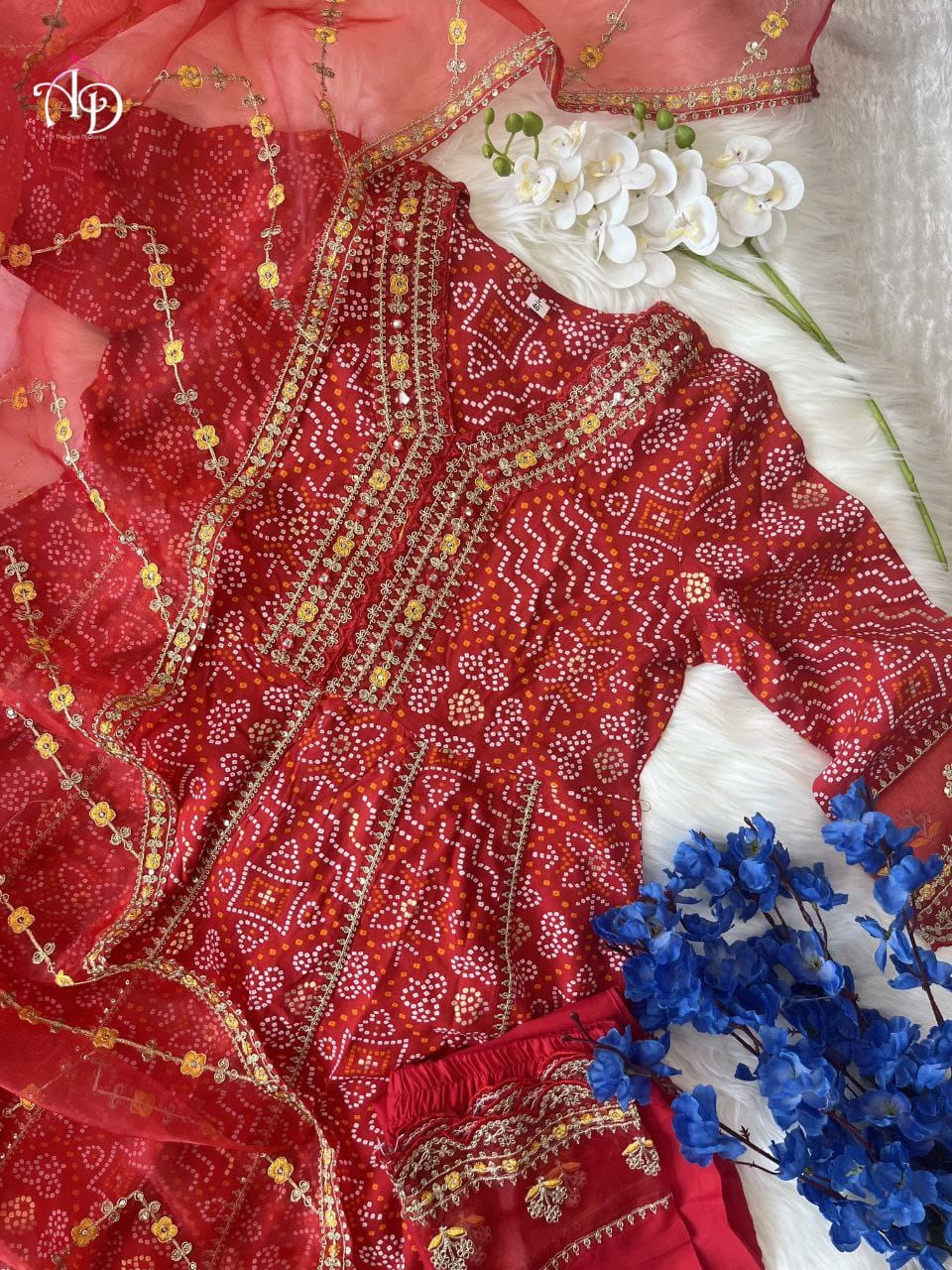 Women's Red Ethnic Embroidery Kurti Pant set with Dupatta mahezon