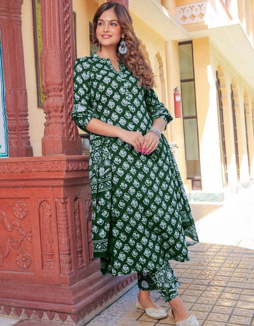 Load image into Gallery viewer, Rayon Party wear Women&#39;s Kurta Suit Green mahezon
