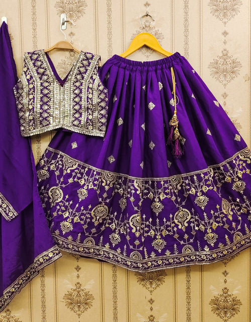 Load image into Gallery viewer, Party wear Ethnic Kids Girls Lehenga Blouse Dupatta Set mahezon
