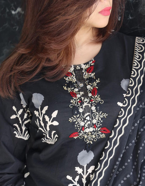 Load image into Gallery viewer, Women&#39;s Cotton Black Aline Kurta Suit mahezon
