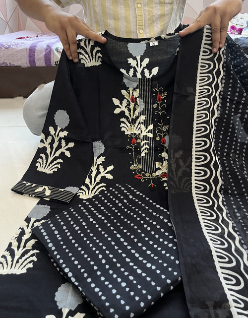 Load image into Gallery viewer, Women&#39;s Cotton Black Aline Kurta Suit mahezon
