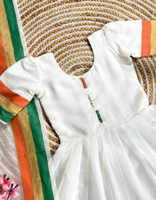 Load image into Gallery viewer, Tricolour Kids Girl Cotton Tiranga Gown Dupatta Dress mahezon
