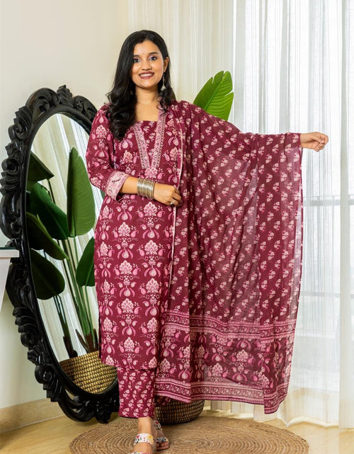 Load image into Gallery viewer, Women&#39;s Cotton Ethnic Wear Kurti Pant Dupatta Set for Wedding and Raksha bandhan mahezon
