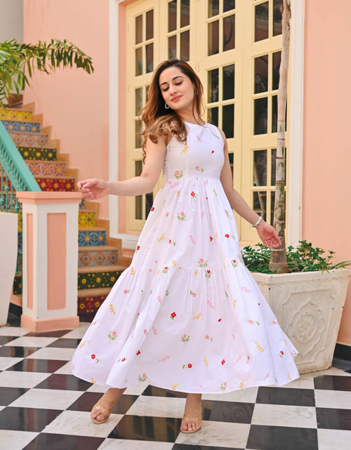 Load image into Gallery viewer, Women&#39;s Fancy White Floral Embroidery Long Gown Maxi Dress for Girls mahezon
