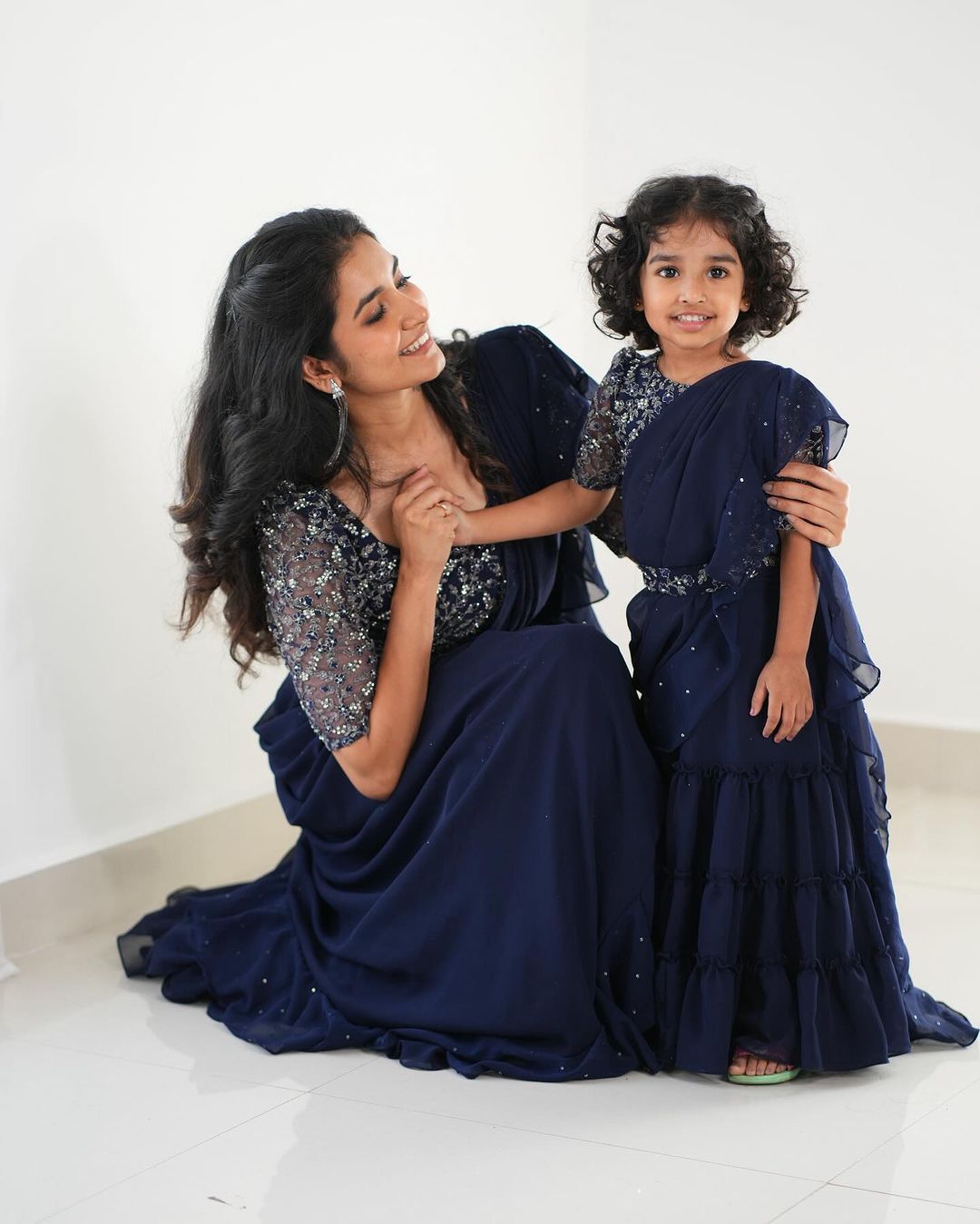 Mother Daughter Party wear Blue Designer Lehenga Saree Dupatta Same Matching Twinning Dress mahezon