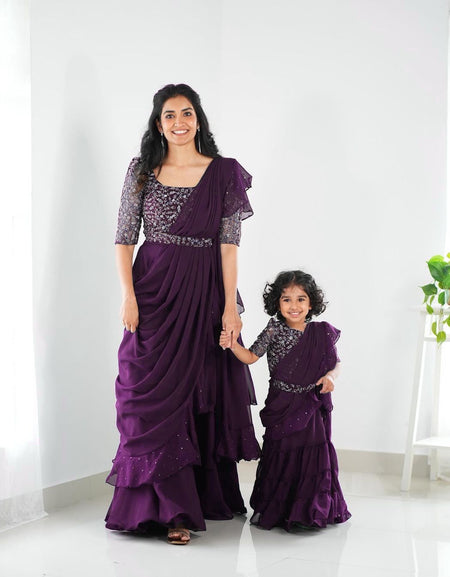 Mom and daughter matching ethnic dresses hotsell