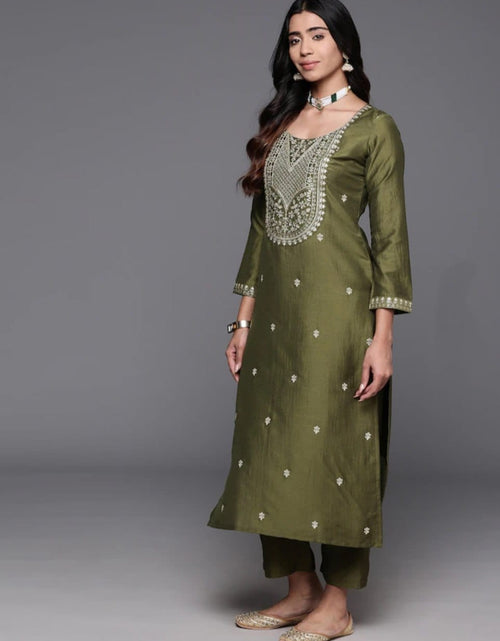 Load image into Gallery viewer, Women&#39;s Green Kurta Pant Dupatta Set for Wedding and Festival Wear mahezon
