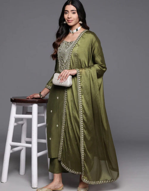 Load image into Gallery viewer, Women&#39;s Green Kurta Pant Dupatta Set for Wedding and Festival Wear mahezon
