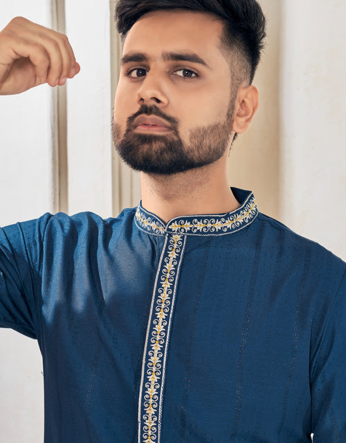 Load image into Gallery viewer, Men Traditional Indian Kurta Pyjama Set for Wedding and Festival mahezon
