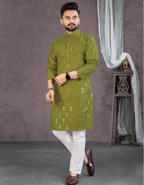 Load image into Gallery viewer, Men Green Cotton Traditional Kurta Pyjama Set for Wedding and Festival mahezon
