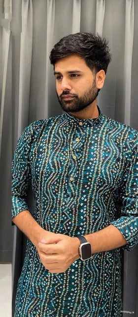 Load image into Gallery viewer, Men Traditional Indian Bandhani Print Kurta mahezon
