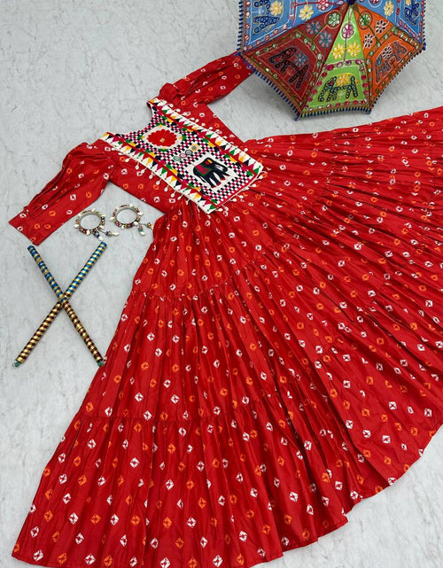 Load image into Gallery viewer, Navratri Traditional Indian Women Gown Dress mahezon
