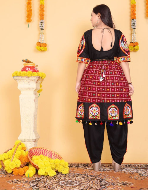 Load image into Gallery viewer, Navratri Traditional Indian Maroon Women Kedia with Dhoti Set mahezon
