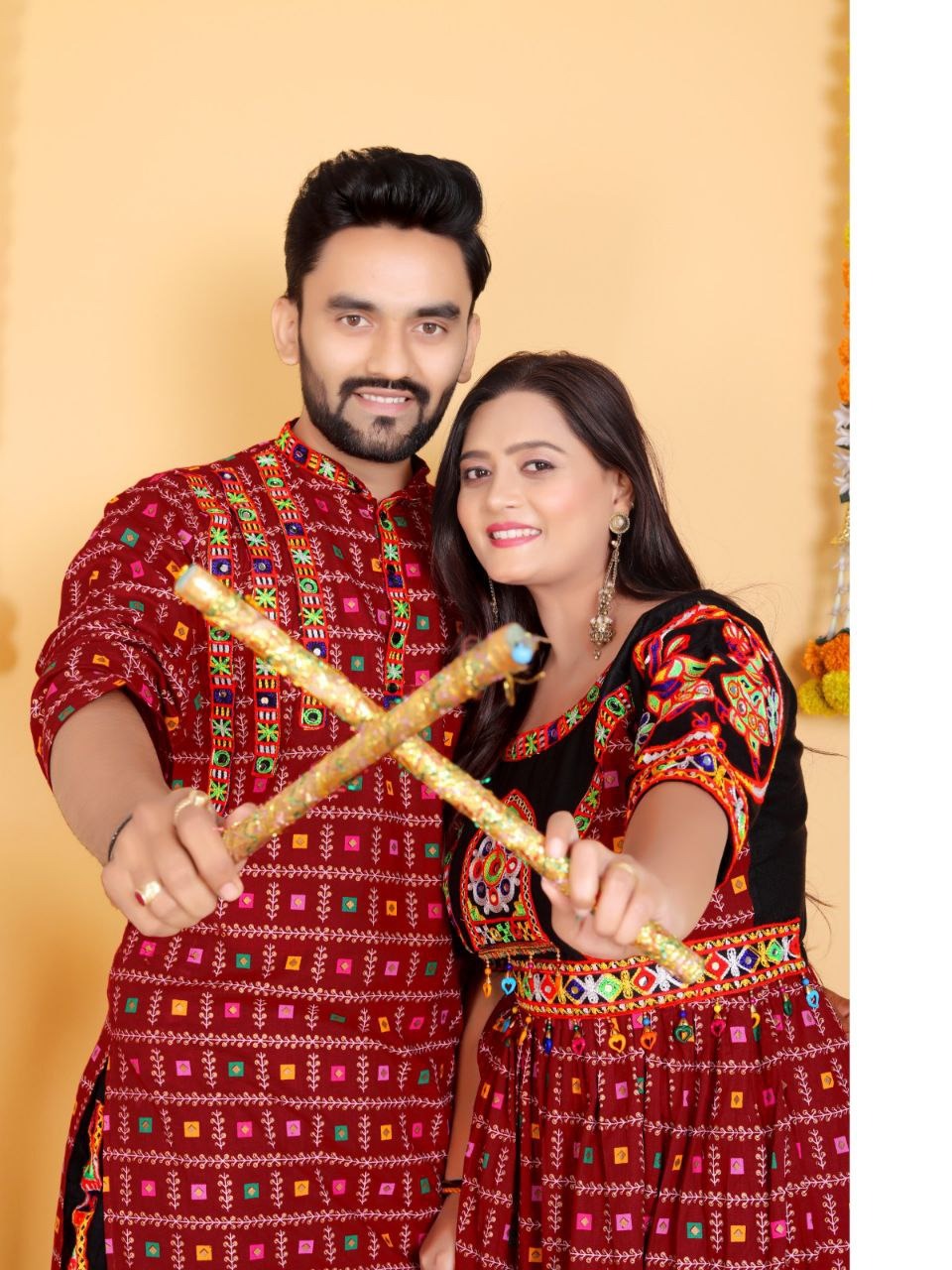 Navratri Traditional Indian Maroon Couple Wear Same Matching Outfits Set Dress mahezon