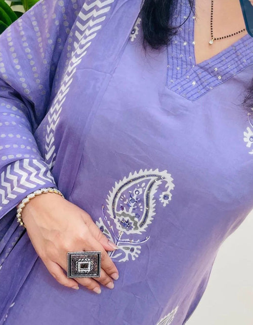 Load image into Gallery viewer, Diwali Women&#39;s Purple Kurta Pant Dupatta Suit Set mahezon
