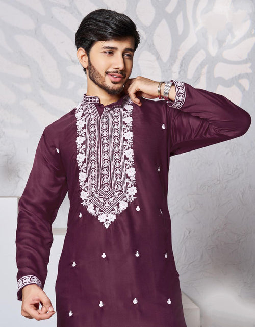 Load image into Gallery viewer, Men&#39;s Purple Traditional Stylish Kurta Pajama Set mahezon
