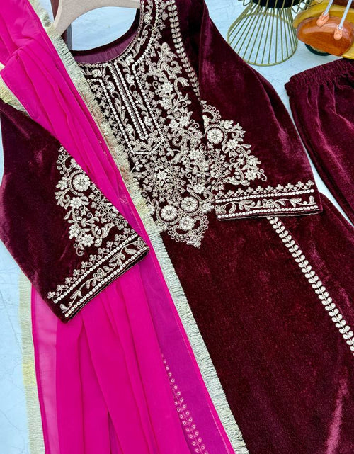 Load image into Gallery viewer, Women&#39;s Embroidery Velvet Maroon Gown Pant with Dupatta Suit mahezon
