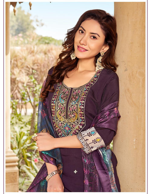 Load image into Gallery viewer, Designer Party wear Purple Embroidery Women&#39;s Kurta Pant with Dupatta Suit
